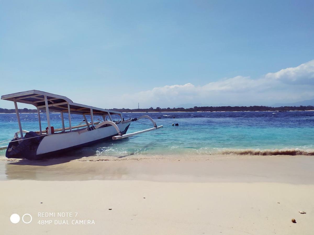 Kusuka Bungalow ギリ・トラワンガン エクステリア 写真