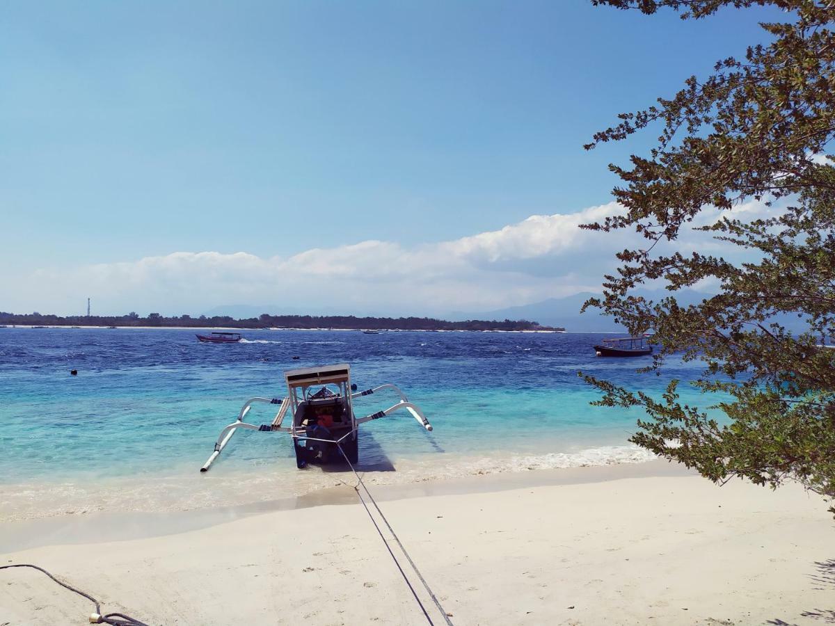 Kusuka Bungalow ギリ・トラワンガン エクステリア 写真