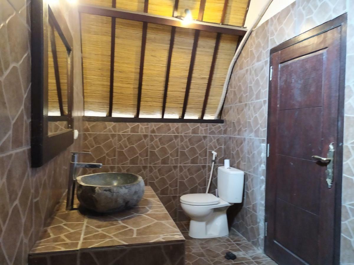 Kusuka Bungalow ギリ・トラワンガン エクステリア 写真