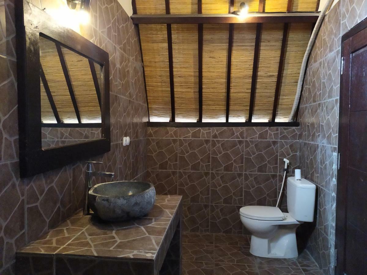 Kusuka Bungalow ギリ・トラワンガン エクステリア 写真